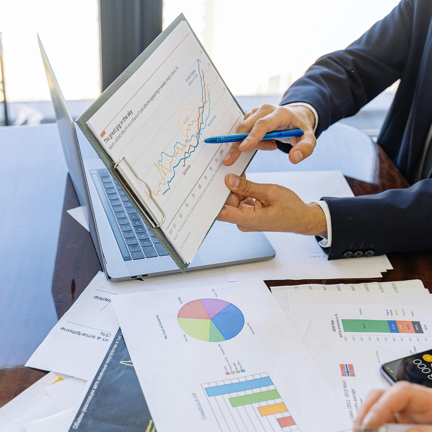 專業孵化個人IP